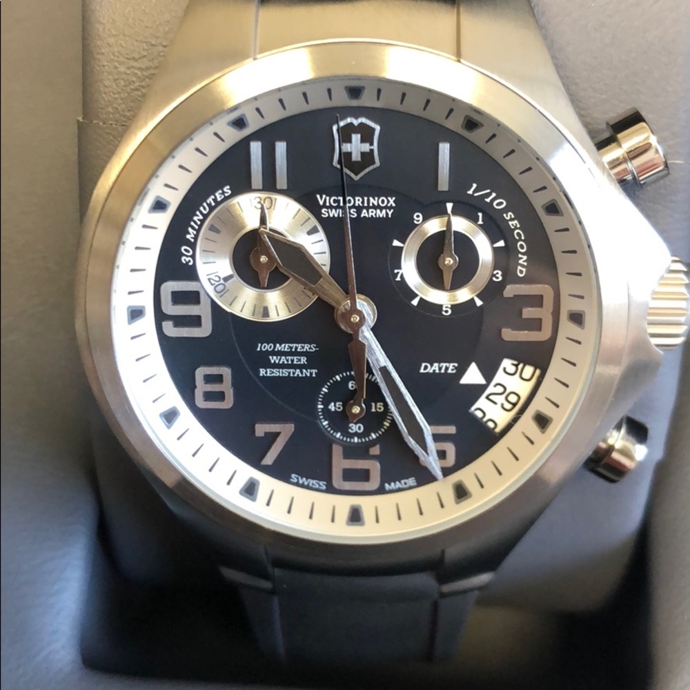 VICTORINOX 241465 Swiss Army watch Rubber Mens